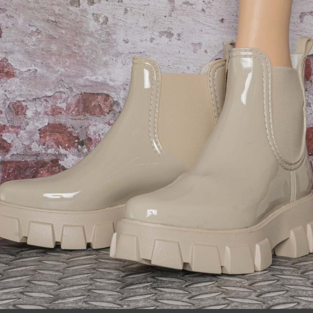 Just In Mocha Club boots beige color - Picture 6 of 6